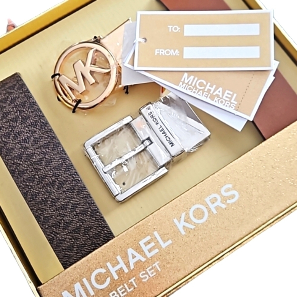 NEW! MICHAEL KORS MK Logo 4 in 1  Women's Reversible Belt Gift Set OS.